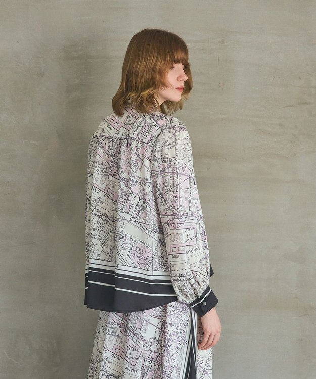 GRACE CONTINENTAL パリスカーフプリントブラウス ブラック