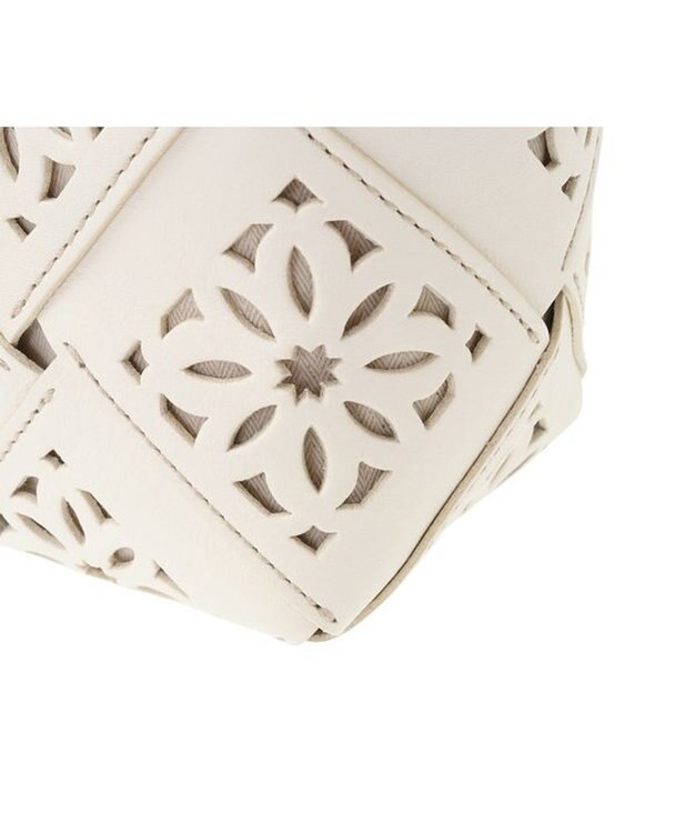 genten サステナブルカットワーク ポシェット シロ