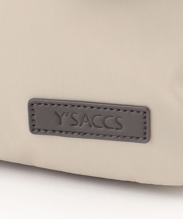 Y'SACCS ダブルタブ　トラベルショルダーバッグ ライトベージュ
