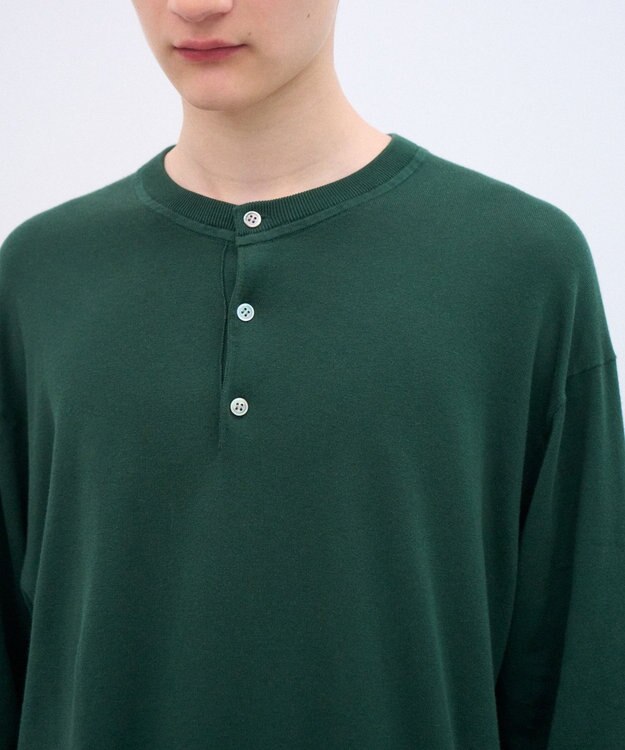 ATON SMOOTH SUVIN | ヘンリーネックセーター - UNISEX GREEN