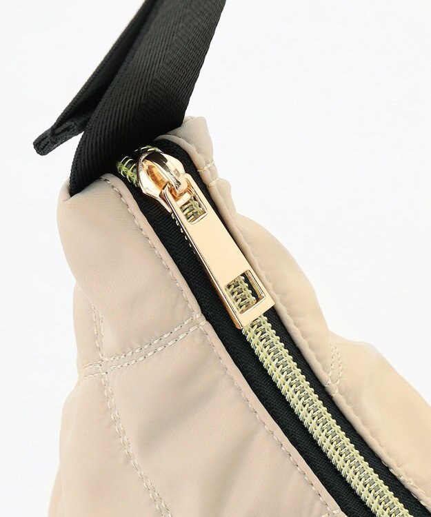 ANY キルティングショルダーバッグ ベージュ