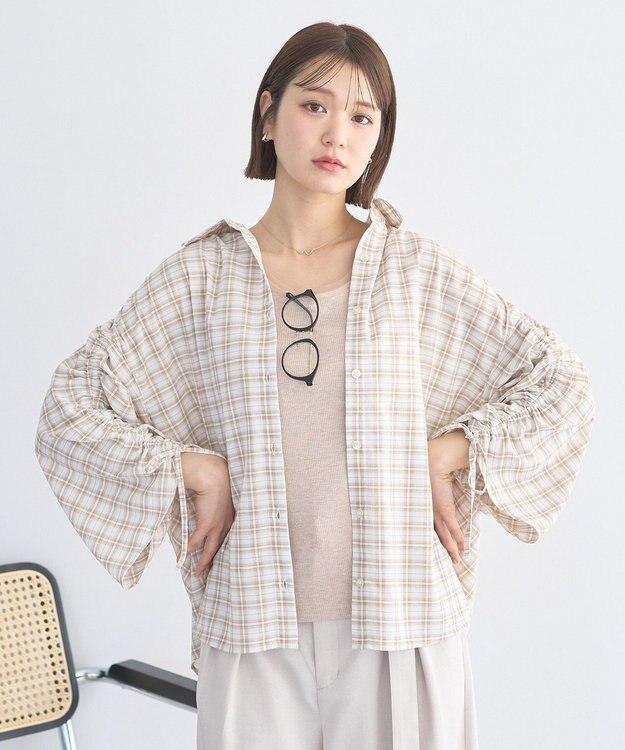 earth music&ecology シャーリングスリーブチェックシャツ Light Beige