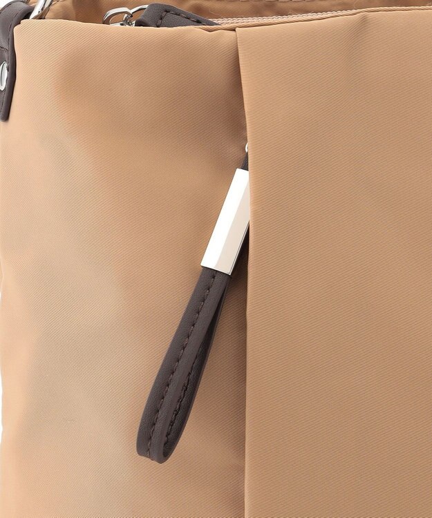 LA BAGAGERIE 多収納ナイロン2WAYショルダー ベージュ