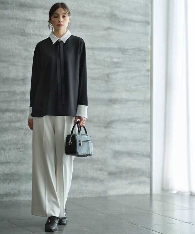 ICB マラボーテＷジョーゼット ボウタイ付きシャツカラートップス ブラック系