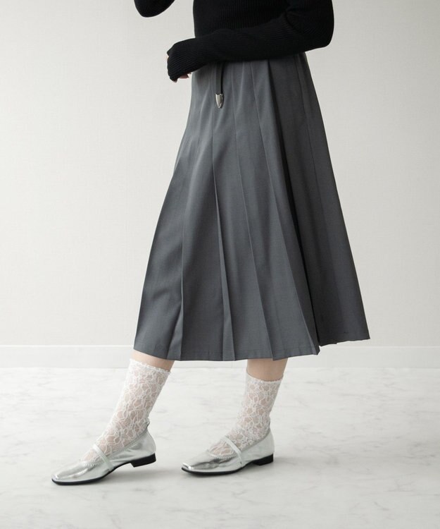 Bridget Birkin 【Bridget Birkin】エラスティックバンドスクエアバレエシューズ シルバー