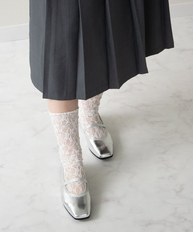 Bridget Birkin 【Bridget Birkin】エラスティックバンドスクエアバレエシューズ シルバー