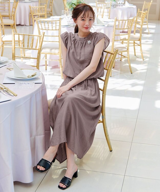 Tiaclasse 【洗える】フリル袖ワンピース モカ