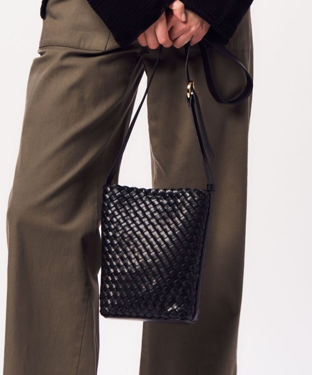 23区 メッシュ ショルダーバッグ ブラック系