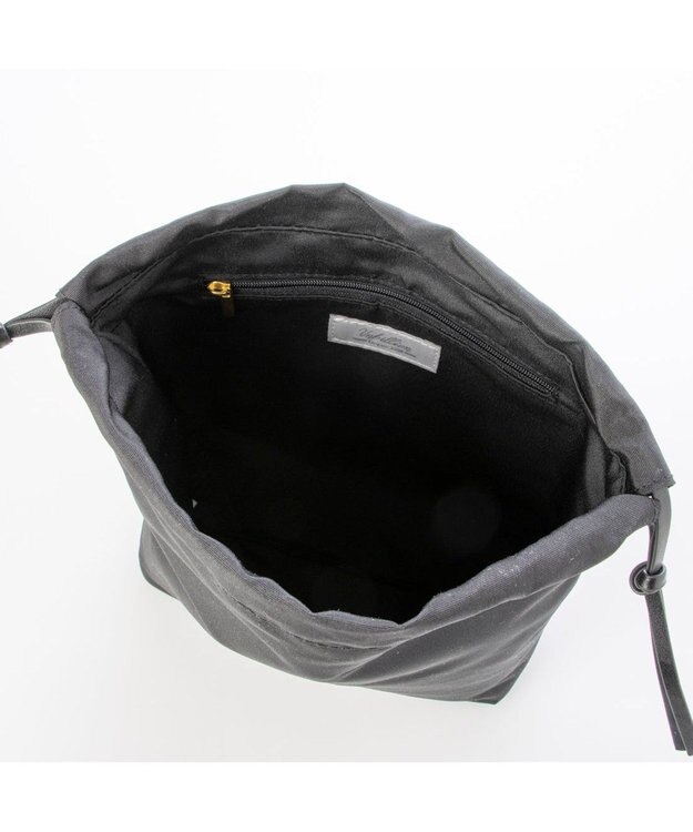 UNBILLION カシュカシュ cachecache / アシンメトリーバックル付きホーボーバッグ ブラック