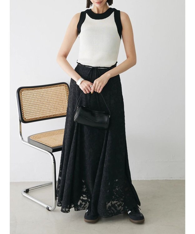 Green Parks シアージャガード花柄ボリュームスカート Black