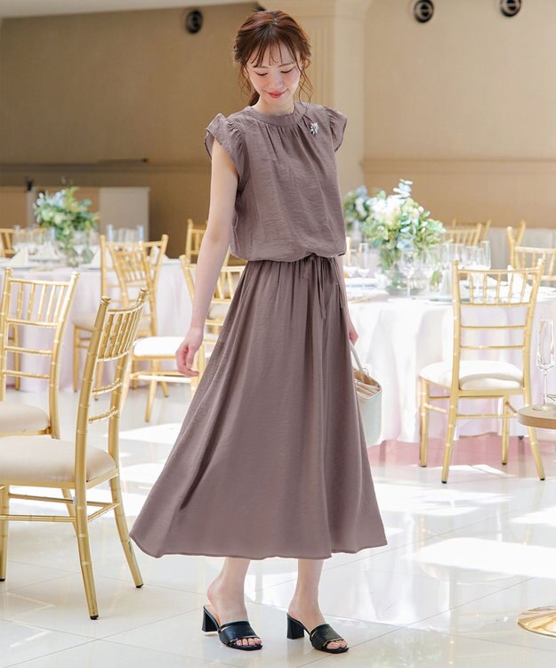 Tiaclasse 【洗える】フリル袖ワンピース モカ