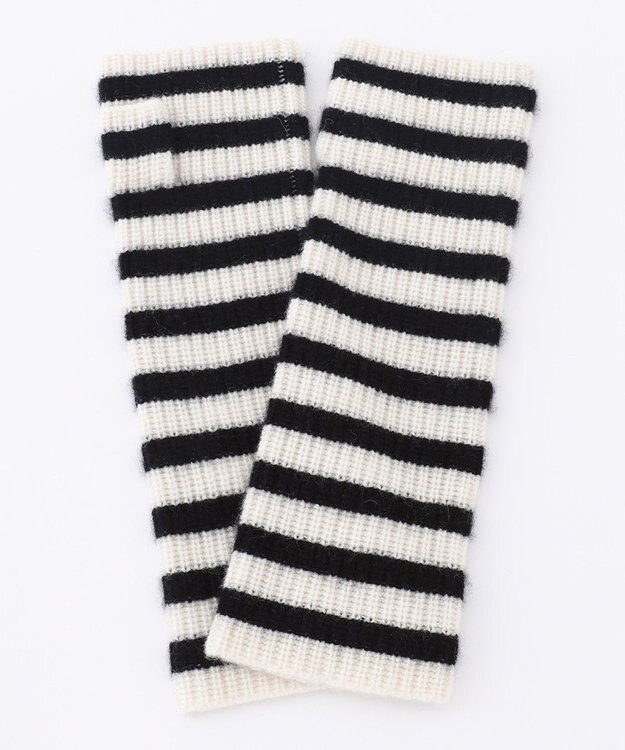 23区 ピュアカシミヤ アーム ウォーマー ホワイト系1