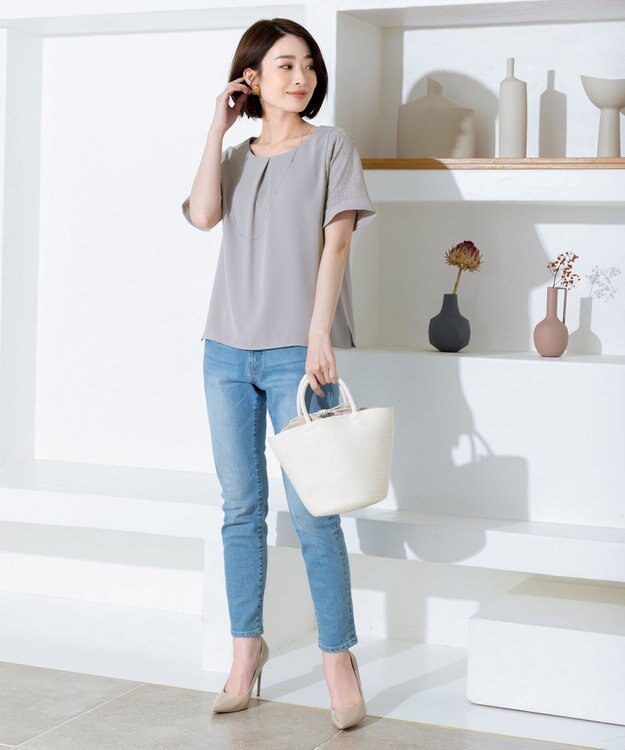 Tiaclasse 【新色追加・洗える】体型カバーも叶うレーススリーブブラウス グレージュ