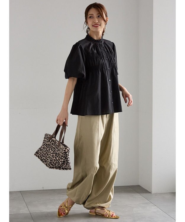 Te chichi スタンドフリル5分袖シャーリングブラウス ブラック