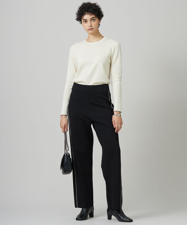 ICB 【洗える】 エクストラファインメリノ クルーネックプルオーバー オフホワイト系