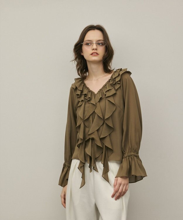 GRACE CONTINENTAL フリルブラウス カーキ