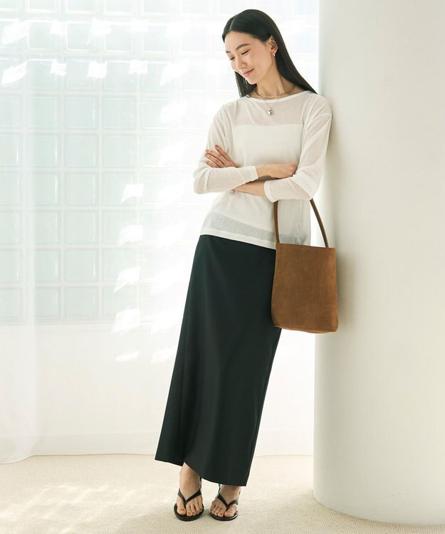 UNFILO L Iラインスカート ブラック