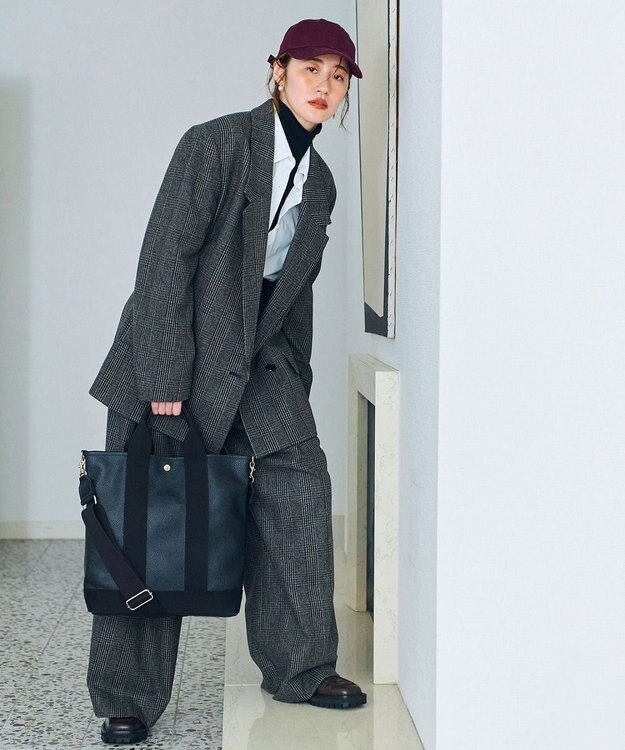 TOPKAPI 【Breath TOPKAPI】スコッチグレイン ネオレザー 縦型 A4 トート バッグ ショルダー付き L ブラック