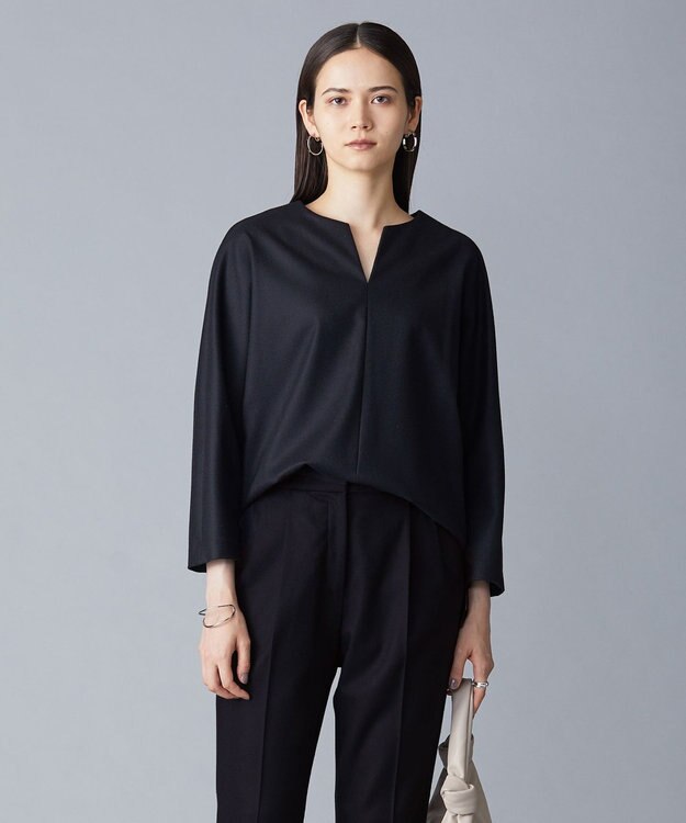 ICB 【洗える・WEB限定カラーあり】 ウールミルドサキソニー キーネックブラウス ブラック系