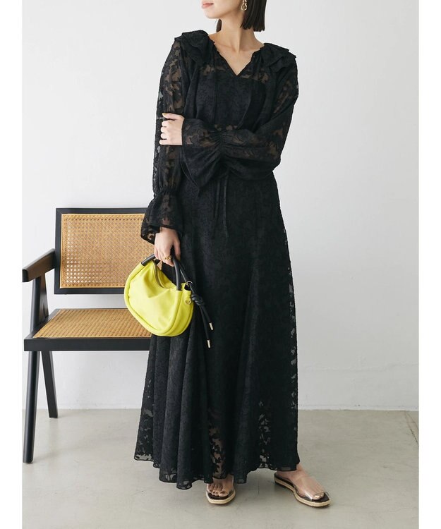 Green Parks シアージャガード花柄ボリュームスカート Black