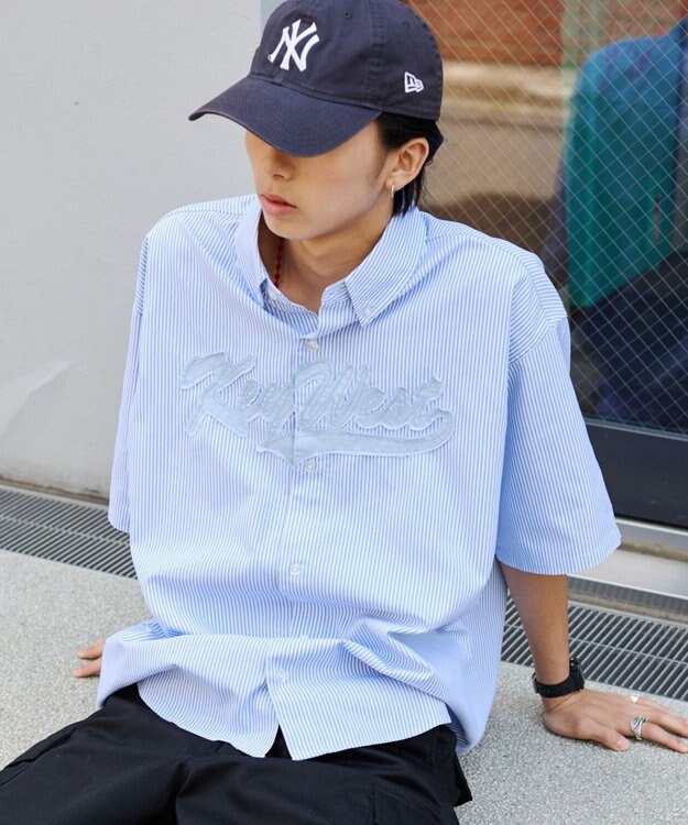 WEGO 【ユニセックス着用ITEM】オックスフォードダメージアップリケシャツ（SS） ブルーストライプ