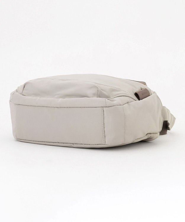 Y'SACCS ポリエステルツイル ショルダーバッグ グレージュ