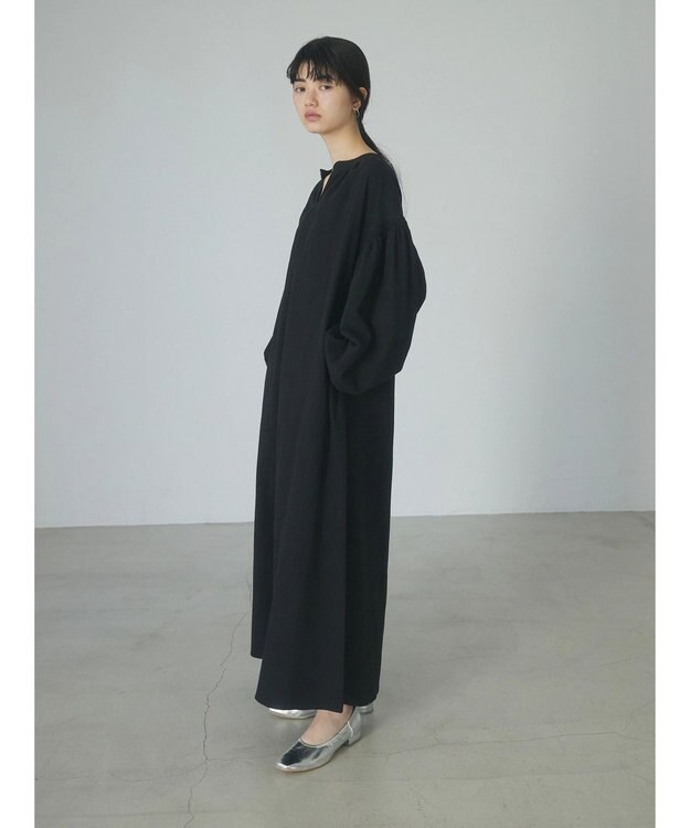 Green Parks ａ．袖ギャザーボリュームワンピース Black