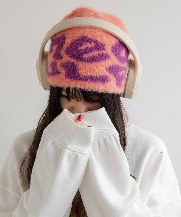 WEGO シャギーロゴニットワッチ ピンク