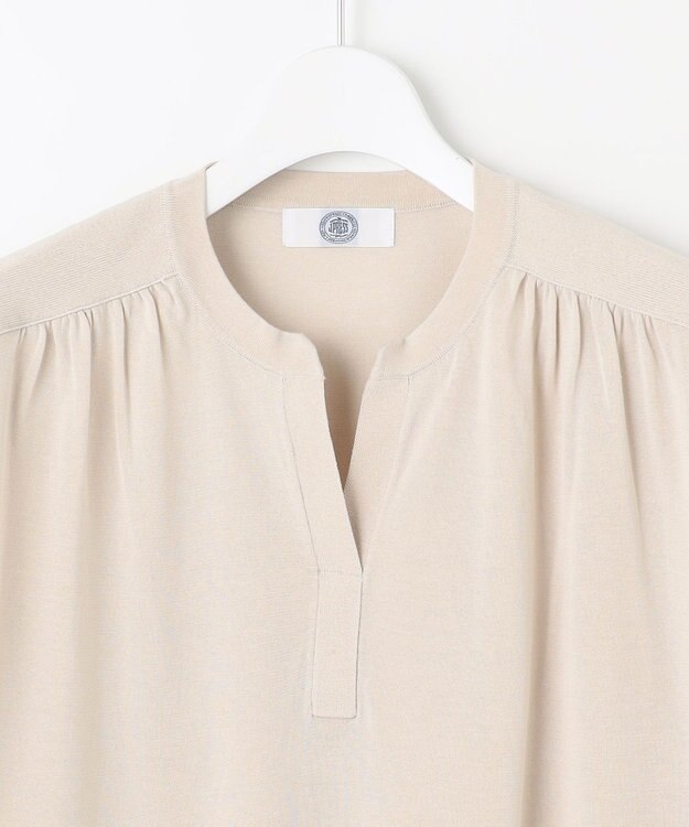 J.PRESS LADIES 【洗える・抗菌防臭】コットンアセテート バンドカラー ニット アイボリー系