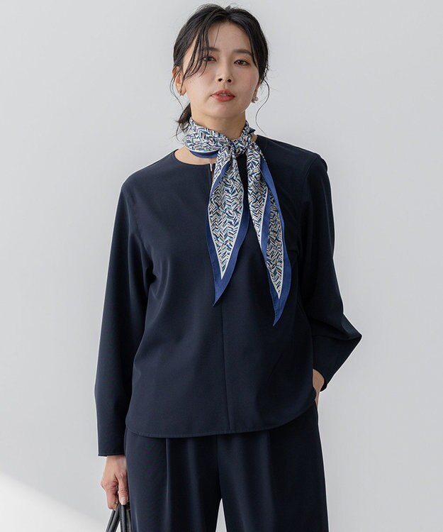 23区 【洗える】2WAYストレッチツイル ブラウス ネイビー系