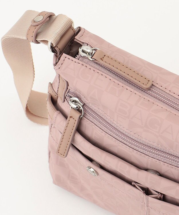 LA BAGAGERIE モノグラム　スクエアナイロンショルダー　SSサイズ ピンク