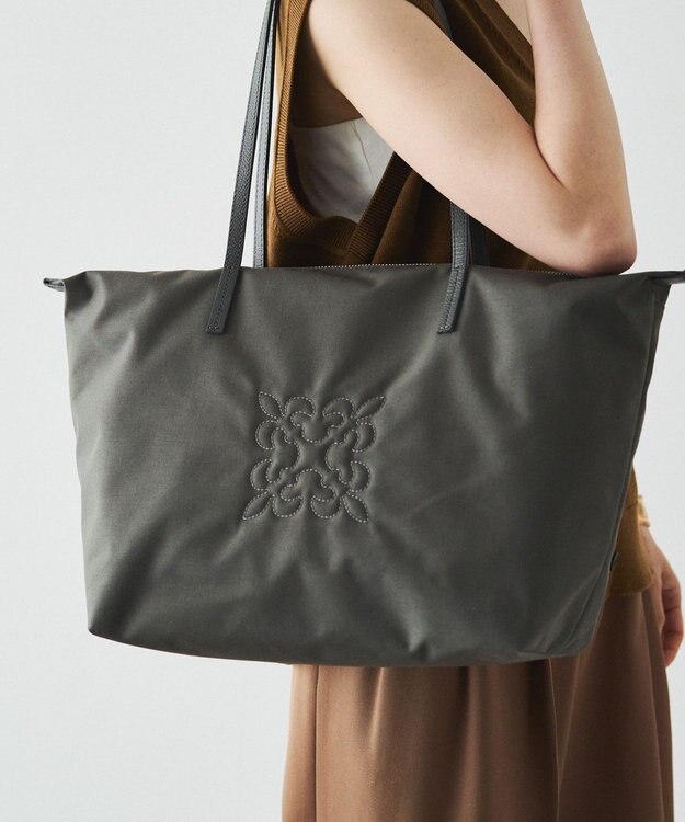 russet ＜390g/撥水性あり＞天ファスナー付きコーデュラナイロントートバッグ(CE-1560) Gray