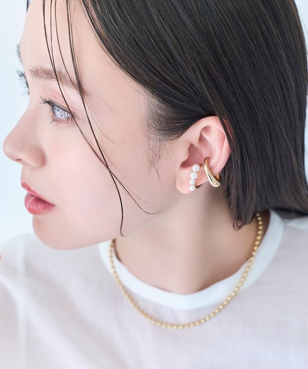 Phoebe 〈シリーズ累計販売10000点突破！〉≪雑誌掲載商品≫ドレッシングパールイヤーカフ　ゴールド ゴールド