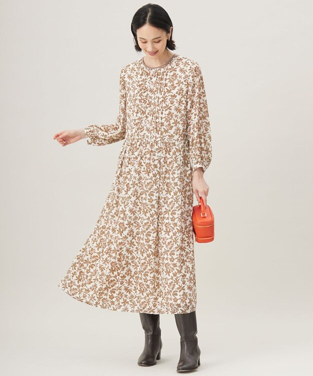 自由区 【洗える】スノーフラワープリント ワンピース モカ系