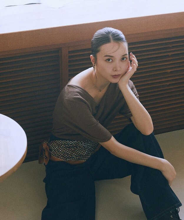 earth music&ecology ドレープニットプルオーバー Brown