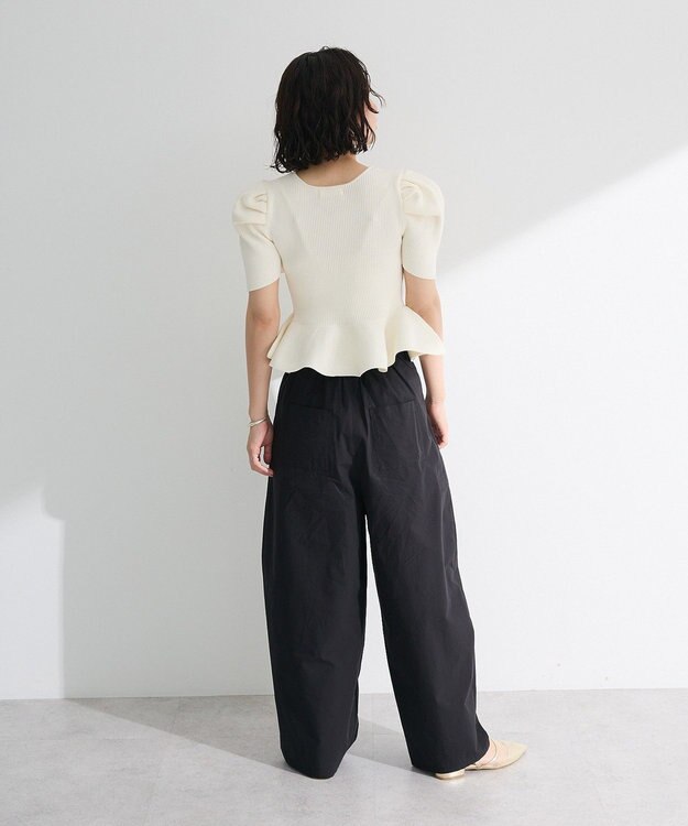 Green Parks ・ｓｗｉｎｇ　ｂｙ　ハートネックペプラムニット Off White