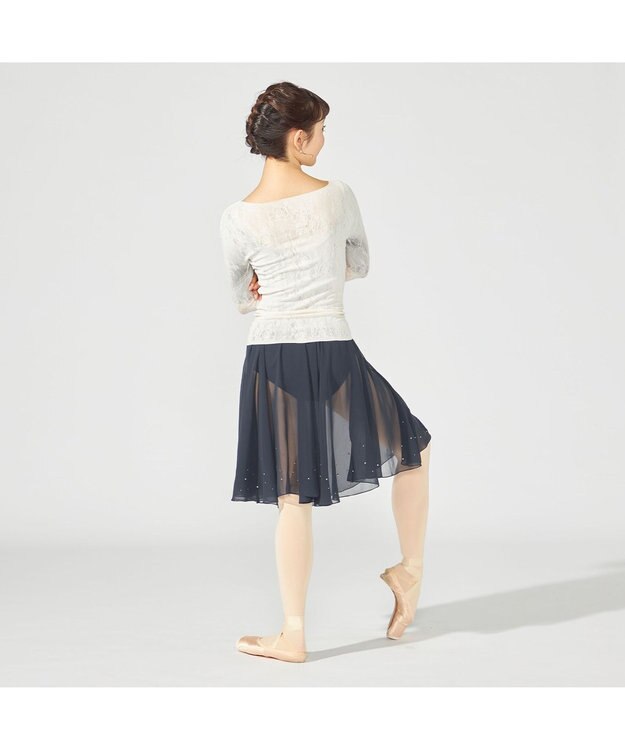 Chacott 【ノーソーイングニット】フラワーブーケプリントニットトップ ロイヤルピンク