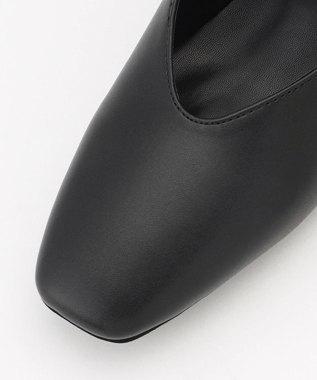 ICB スクエアトゥパンプス ブラック系