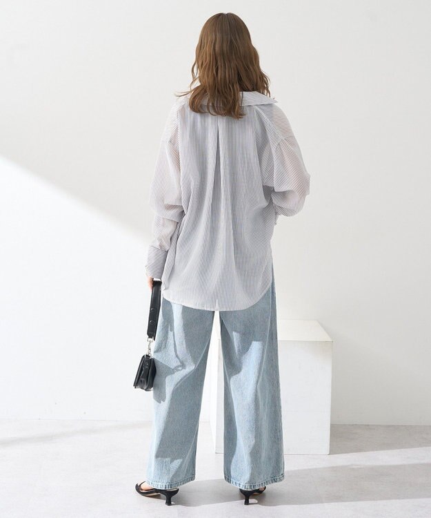 earth music&ecology ワンポイントロゴ刺繍デニムパンツ Light Indigo