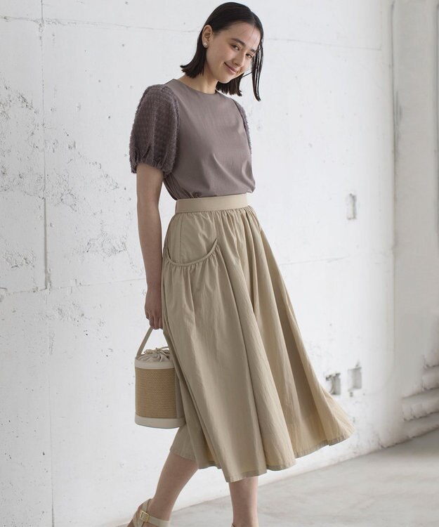 組曲 エアリータフタスカート ベージュ系