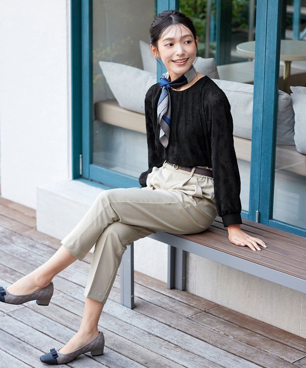 Tiaclasse 【洗える】フラワージャガードブラウス ブラック