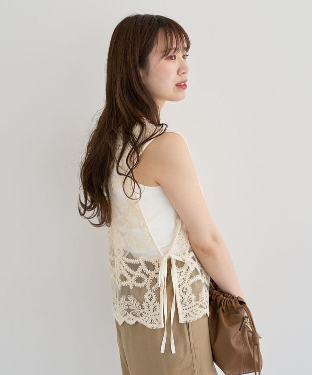 Green Parks ・ＥＬＥＮＣＡＲＥ　ＤＵＥ　２ｗａｙレースベスト Off White