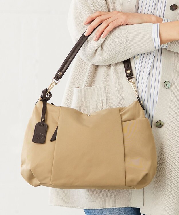 J.PRESS LADIES 【WEB限定カラーあり・2way】 ナイロン ショルダー バッグ ベージュ系