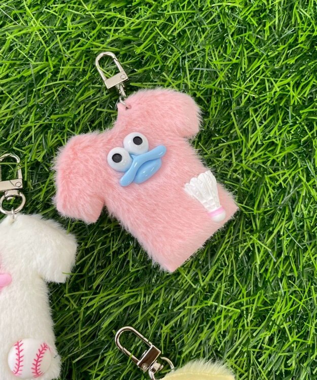 WEGO イケイケスポーツユニフォームモンスターぬいぐるみキーホルダー ピンク