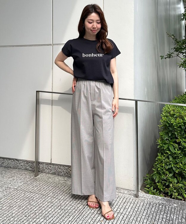UNFILO BEAUTY FORM ロゴ刺繍フレンチスリーブTシャツ [NEW]ブラック