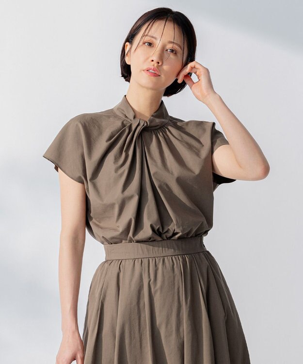 自由区 L 【洗える】ストレッチタイプライター ブラウス ブラウン系