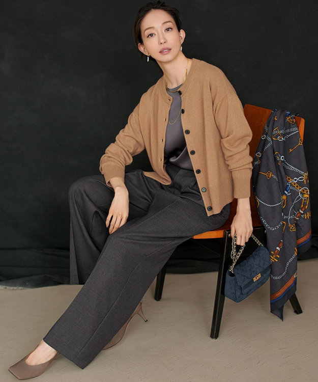 23区 【滝沢眞規子さん着用/VERY掲載/洗える】TWビエラ タック ワイド パンツ グレー系