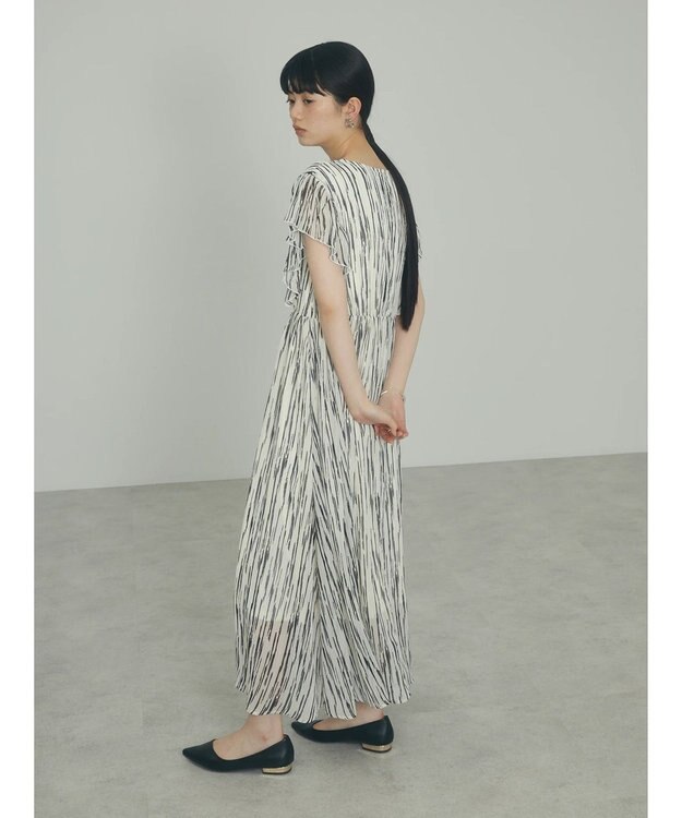 Green Parks ａ．肩フリルプリントワンピース White