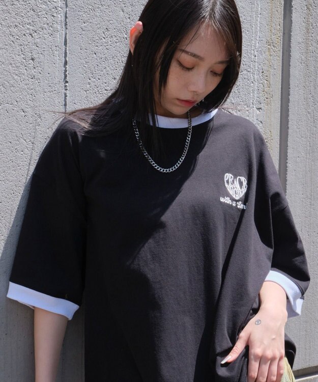 WEGO 【ユニセックス着用ITEM/MLサイズ展開】アクセ付きリンガーグラフィックT（SS） ブラック