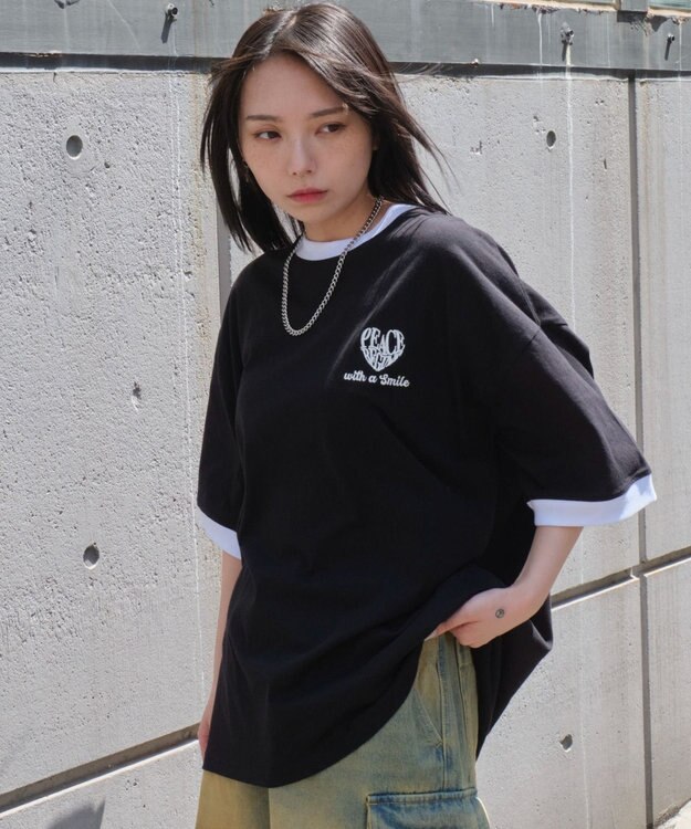 WEGO 【ユニセックス着用ITEM/MLサイズ展開】アクセ付きリンガーグラフィックT（SS） ブラック